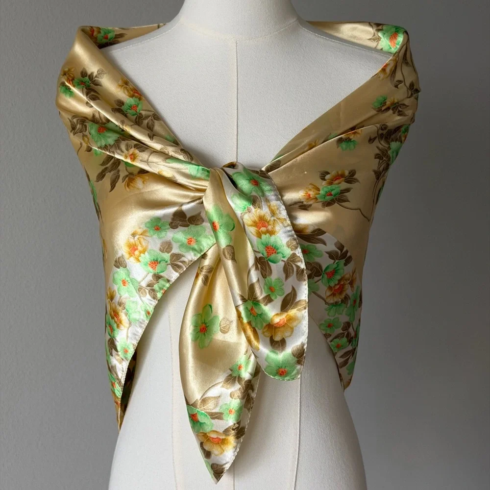 Flowy ERBIL Floral Satin Floral Scarf Gold Tone Mint Vintage Spring Accessory
